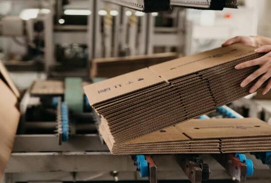 伊朗停火也救不了纸箱？2026全球包装需求已坠入冰点！